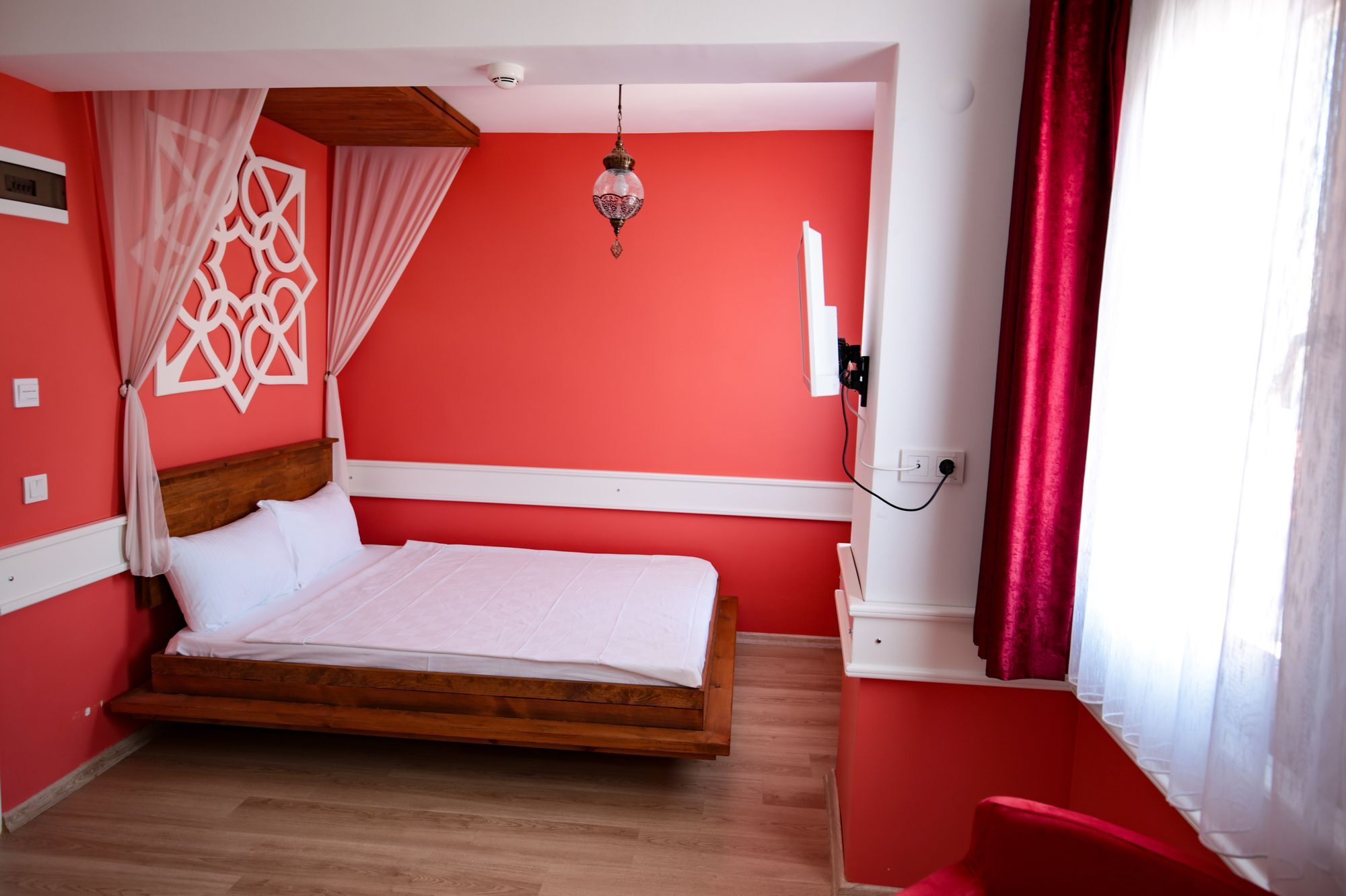 Menendi Otel Фоча Экстерьер фото
