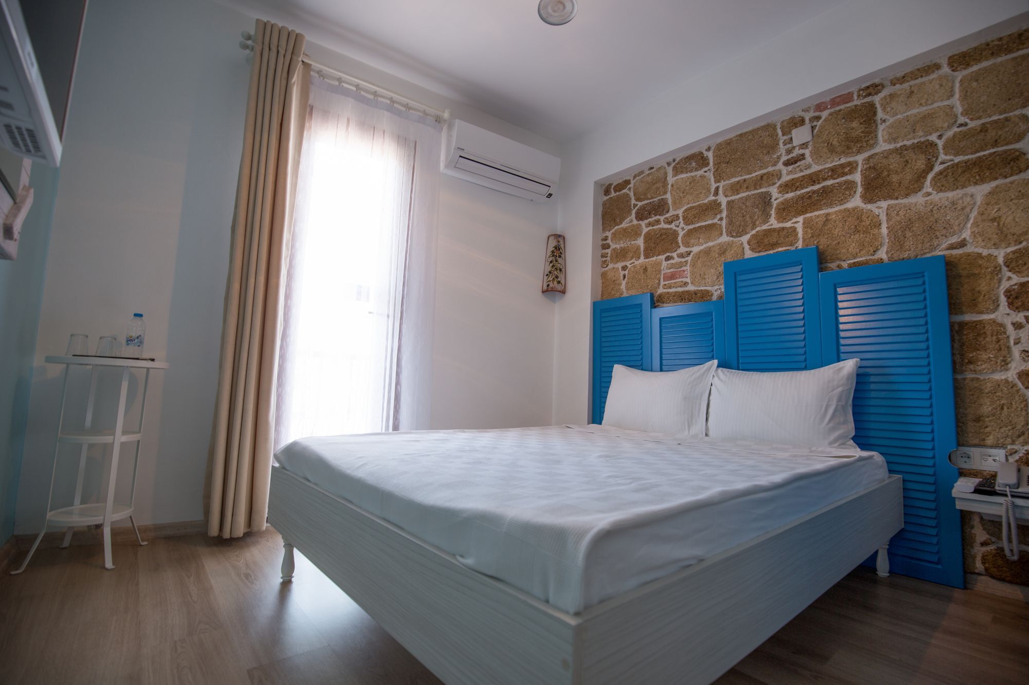 Menendi Otel Фоча Экстерьер фото